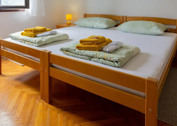 Apartament Sea View Retreat With 170mbps Wifi And Sunny Balcony