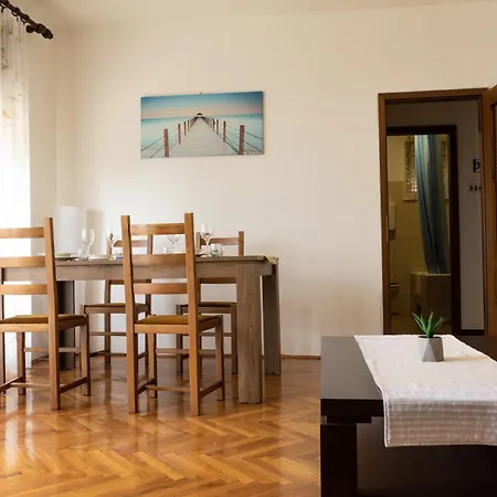 Appartamento Sea View Retreat With 170mbps Wifi And Sunny Balcony Kastav