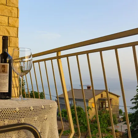 Sea View Retreat With 170mbps Wifi And Sunny Balcony Kastav